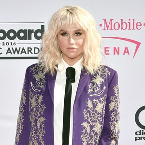 Kesha, 2016 Billboard Music Awards