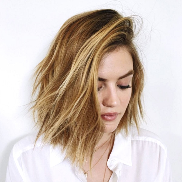 ESC, Lucy Hale, Instagram ESC, Lucy Hale, Instagram