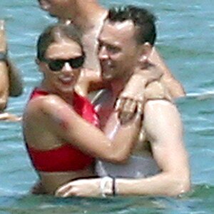 Taylor Swift, Tom Hiddleston