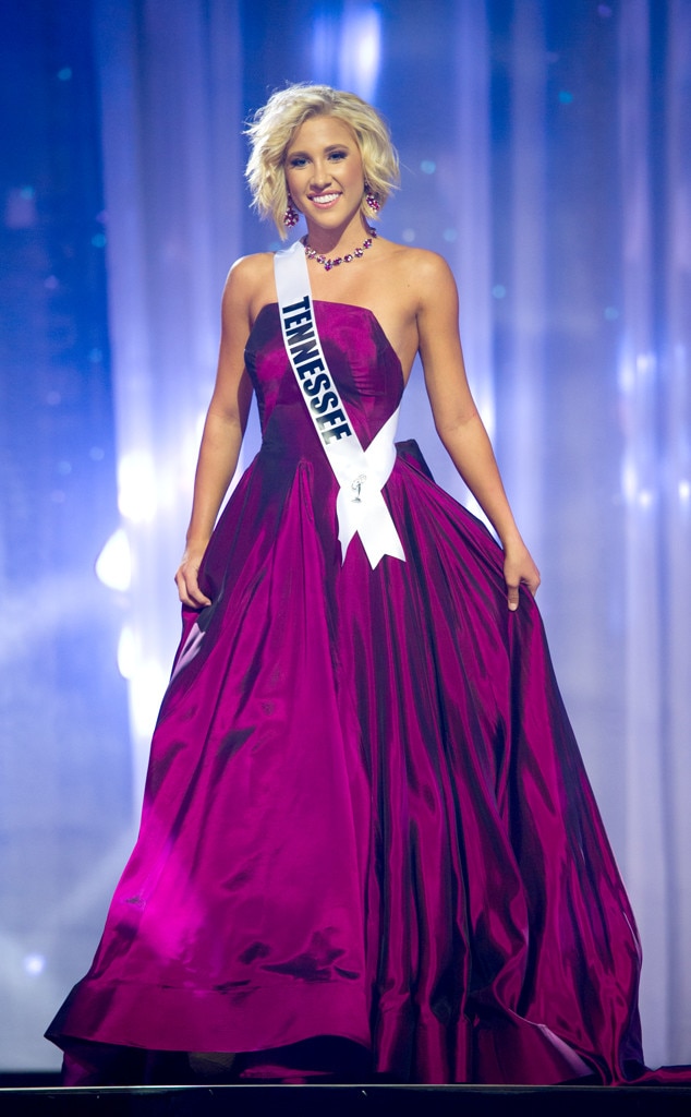Chrisley Knows Best Star Savannah Chrisley Takes The High Road After Losing Miss Teen Usa 2016