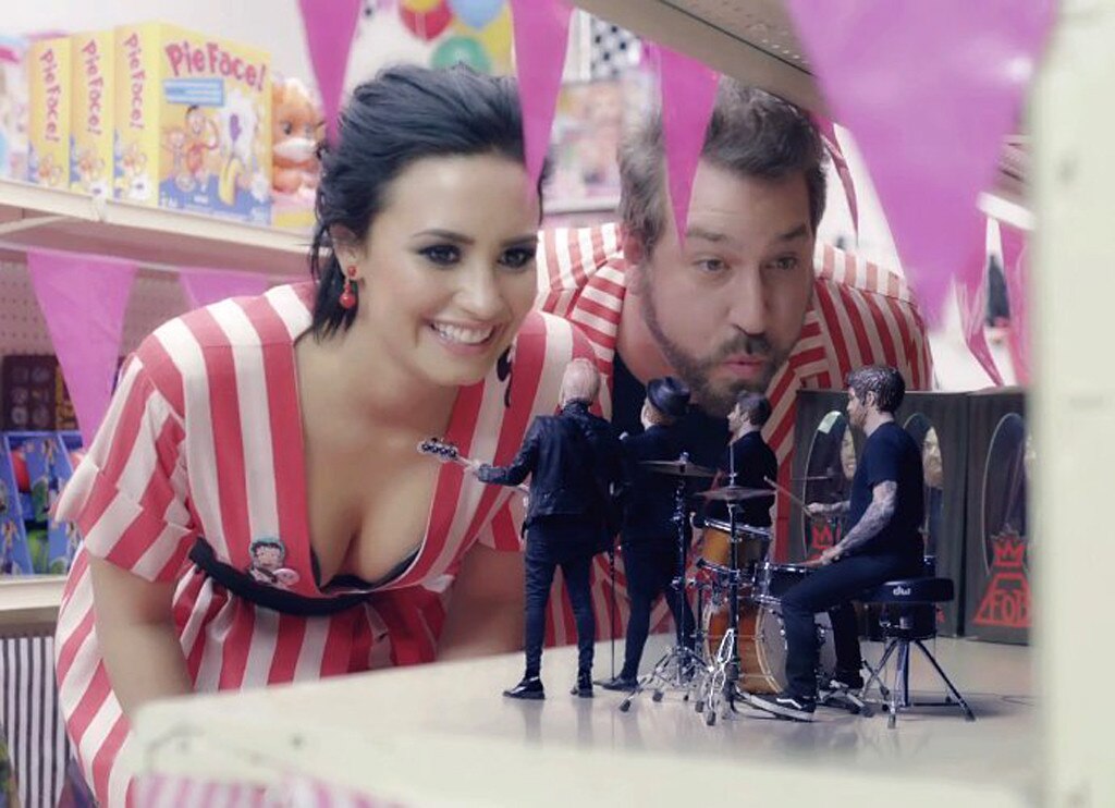 Celebrity Cameo's in Music Videos, Demi Lovato, Joey Fatone