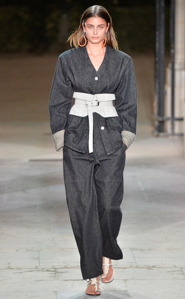 ESC: Best Looks, Paris Fashion Week, Isabel Marant ESC: Best Looks, Paris Fashion Week, Isabel Marant