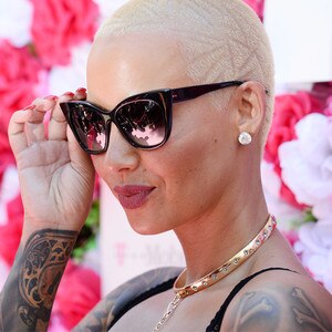 ESC: Amber Rose