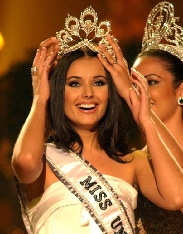 Las 20 Miss Universo más bellas hasta 2010 Vistazo