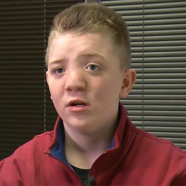 El niño que denuncia el bullying recibe apoyo de artistas — Keaton Jones El niño que denuncia el bullying recibe apoyo de artistas — Keaton Jones