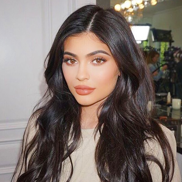 Kylie Jenner's Secrets to Cake-Free Concealer, Revealed