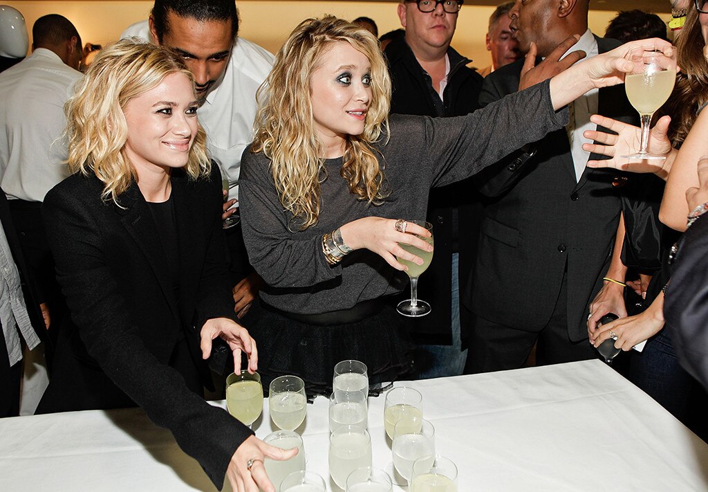 Mary Kate & Ashley Olsen Mary Kate & Ashley Olsen
