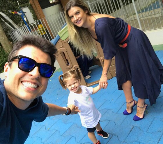 Filha de Ceará e Mirella Santos dá show de fofura ao narrar conto infantil