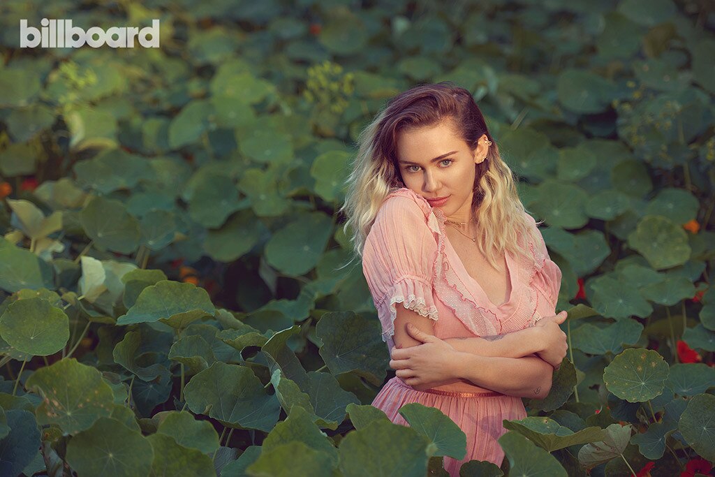 Miley Cyrus, Billboard Miley Cyrus, Billboard