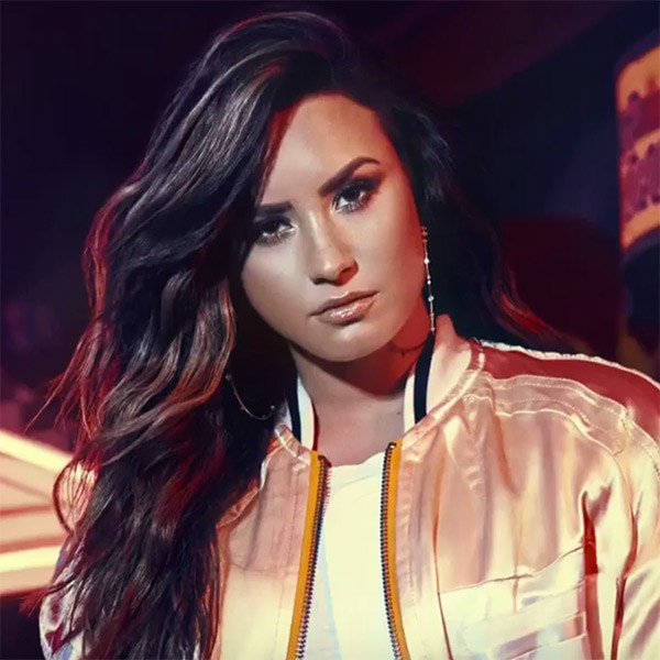 Demi Lovato apresenta single Sorry Not Sorry pela primeira vez ao vivo