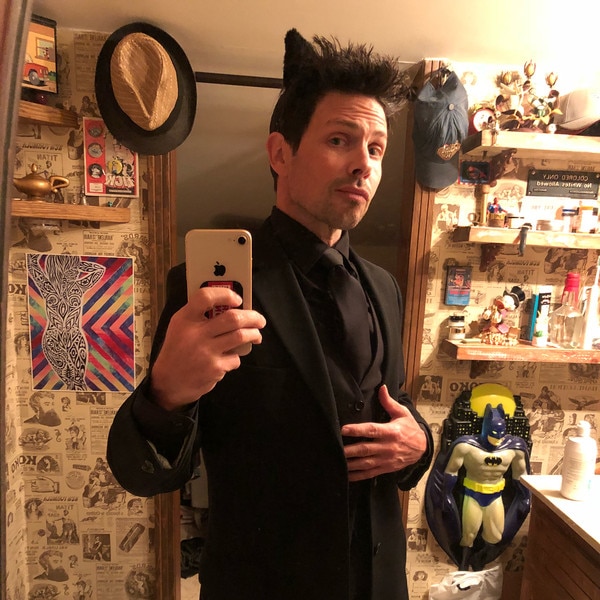 This Hocus Pocus Star Dressed Up as Thackery Binx in Cat Form