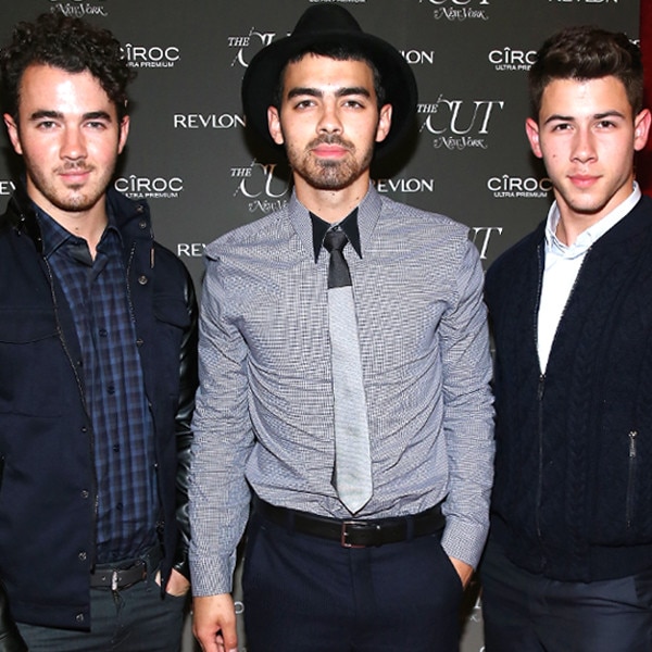 Jonas Brothers Continue Fueling Reunion Rumors With New Photo