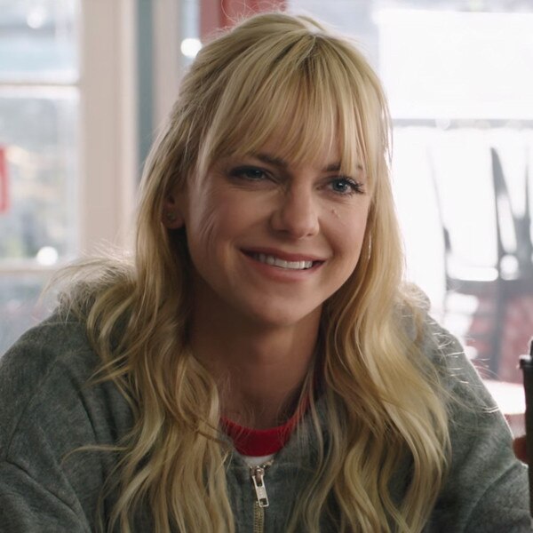 Anna Faris, Overboard