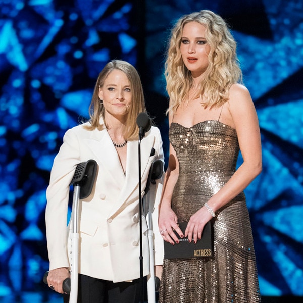 Here's the Real Reason Jodie Foster Needed Crutches at the Oscars