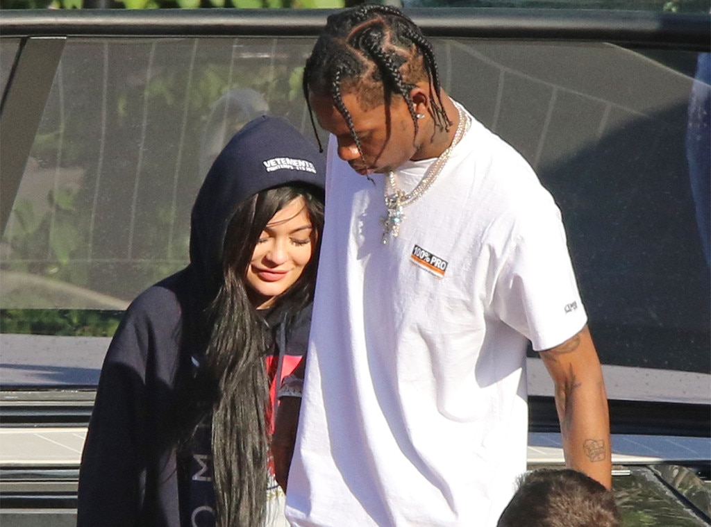 FOTOS: Kylie Jenner comparte las primeras fotos de su bebé Stormi