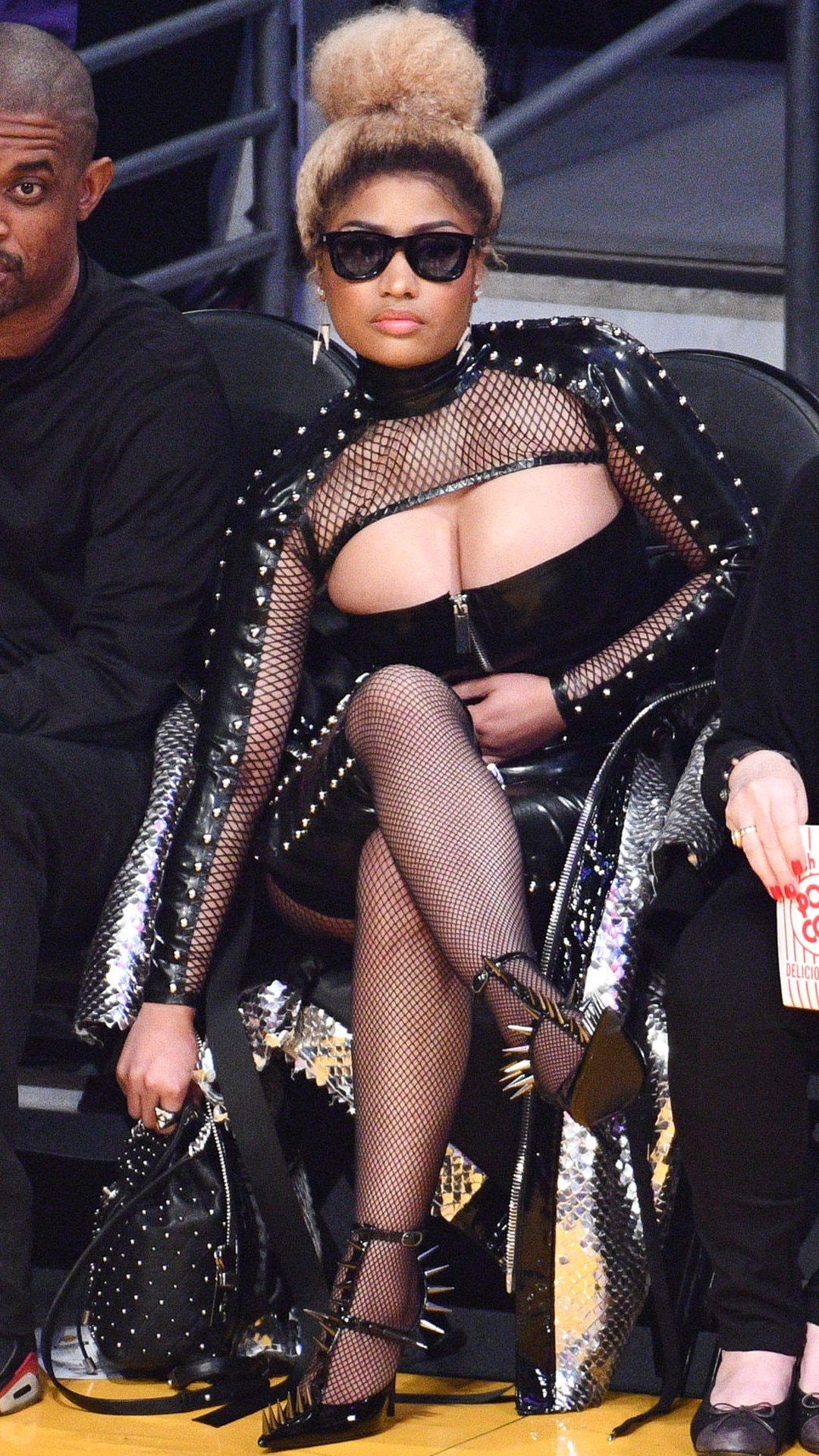 Nicki Minaj, Basketball game, S&M leather outfit