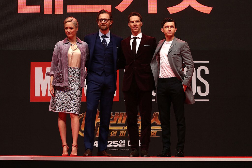 Pom Klementieff, Tom Hiddleston, Benedict Cumberbatch & Tom Holland (Seoul) Pom Klementieff, Tom Hiddleston, Benedict Cumberbatch & Tom Holland (Seoul)