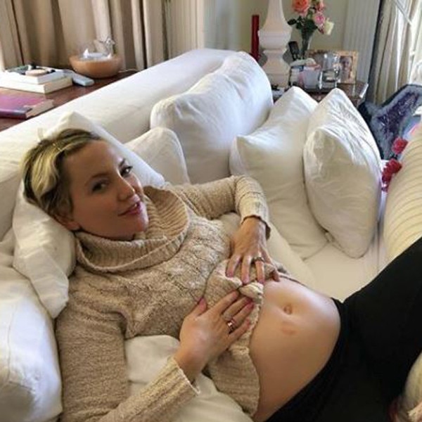 Kate Hudson Gives a Peek at Her Adorable Baby Bump on Instagram