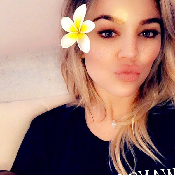 Khloe Kardashian Shows Off Sparkly New 