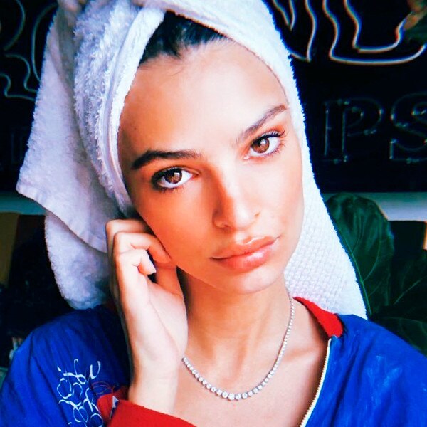 Emily Ratajkowski's Facialist Shares the Best Concealer