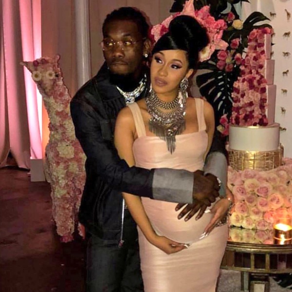 Offset Shares Nude Photo of Cardi B Before Surprise Performance