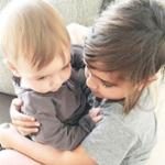 Mason e Reign fazem aniversário no mesmo dia Mason e Reign fazem aniversário no mesmo dia
