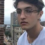 @anwarhadid @anwarhadid