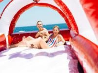 Taylor Swift & Karlie Kloss Taylor Swift & Karlie Kloss