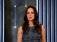 Victoria Grayson (Madeline Stowe), <i>Revenge</i> Victoria Grayson (Madeline Stowe), <i>Revenge</i>