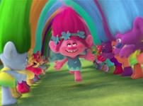 <i>Trolls</i> <i>Trolls</i>