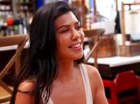 Kourtney bebe Ghi toda manhã Kourtney bebe Ghi toda manhã