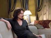 Jacqueline Bisset como Jacqueline Kennedy Jacqueline Bisset como Jacqueline Kennedy
