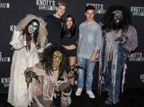 Ariel Winter & Levi Meaden Ariel Winter & Levi Meaden
