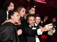 Finn Wolfhard, Millie Bobby Brown, Noah Schnapp & Shawn Levy Finn Wolfhard, Millie Bobby Brown, Noah Schnapp & Shawn Levy
