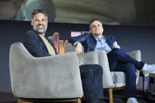 Mark Ruffalo & Joe Russo (Mexico) Mark Ruffalo & Joe Russo (Mexico)