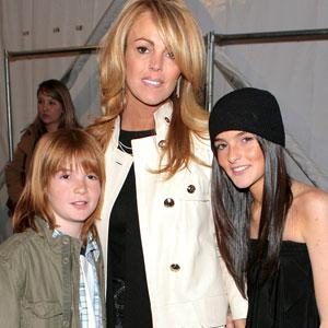 Dakota Lohan, Dina Lohan, Ali Lohan