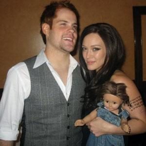 Mike Comrie, Hilary Duff