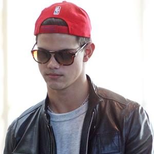 Taylor Lautner
