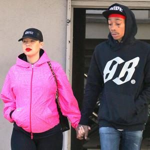 E! Online - Entertainment News, Celeb Gossip, Hot Photos