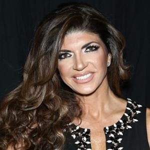 Teresa Giudice Denies Cheating Rumors