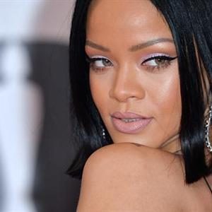 The Faux Bob, Made Possible by Rihanna's Hairstylist