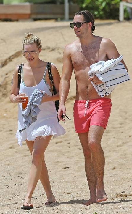 Margot Robbie & Tom Ackerley