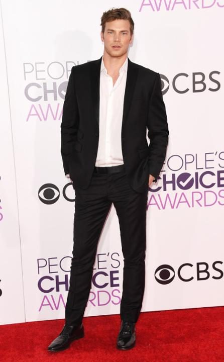Derek Theler Derek Theler