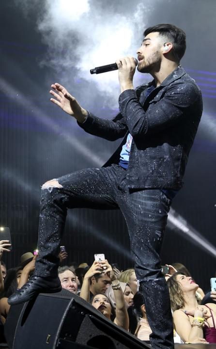Joe Jonas Joe Jonas