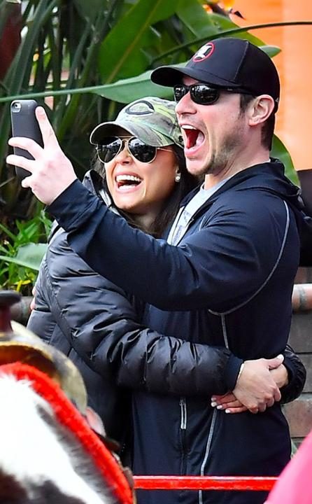 Nick Lachey & Vanessa Lachey Nick Lachey & Vanessa Lachey