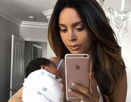 Sarah Stage Reveals Post-Pregnancy Weight 2 Weeks After Giving Birth