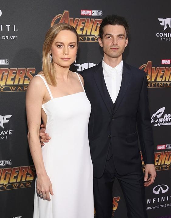 Brie Larson & Alex Greenwald (Hollywood) Brie Larson & Alex Greenwald (Hollywood)