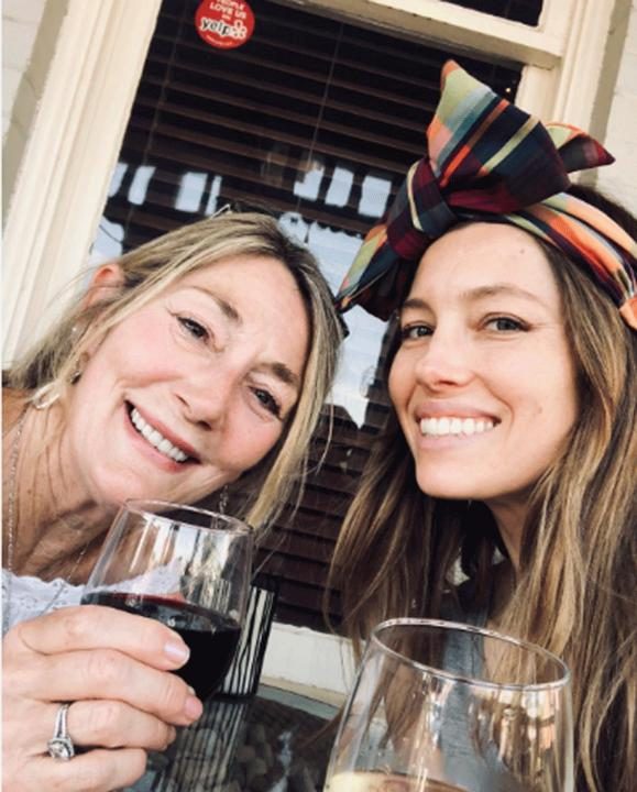 Jessica Biel & Kimberly Biel Jessica Biel & Kimberly Biel