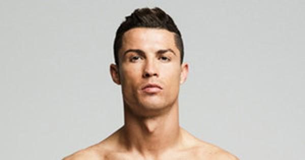 Cristiano Ronaldo Puts His Un-Retouched Body on Display in ...