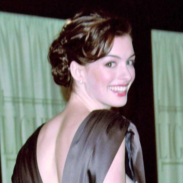 Anne Hathaway Boob Only Lesbian Nude